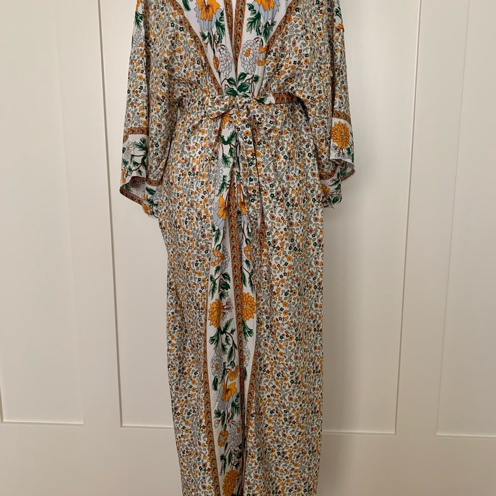 LAST ONE 💋FLORAL BOHO STYLE KIMONO - Picture 8 of 8